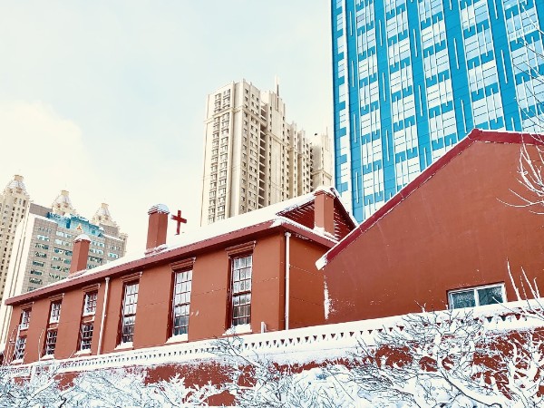 天冷了，水包砂水包水多彩涂料低溫施工注意事項(xiàng)！